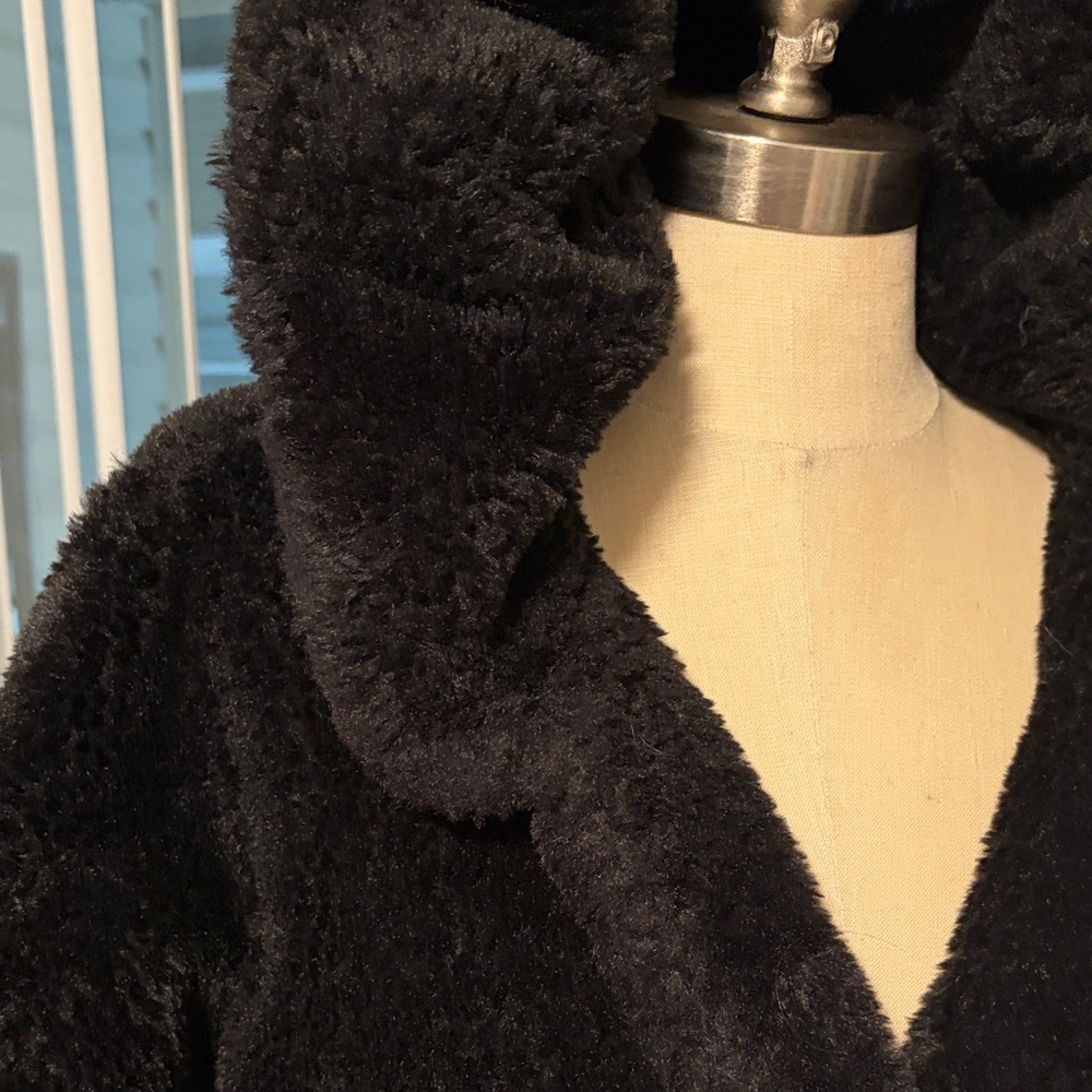Black Faux-Fur Hooded Teddy Coat with Belt - Picture 2 of 6